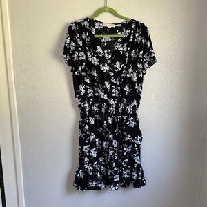 MICHAEL by Michael Kors Short Sleeve Black Floral Floral Dress
